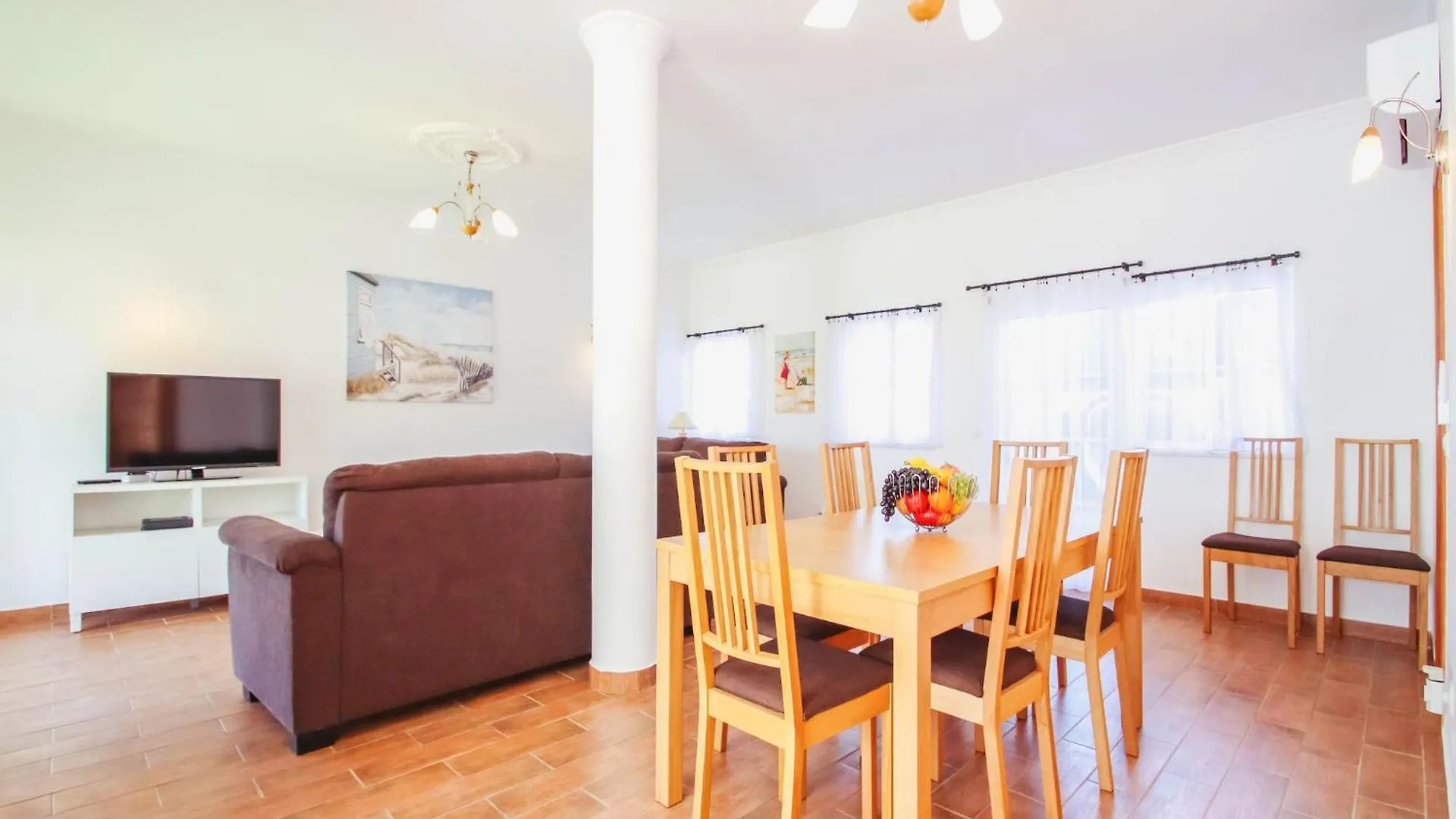 Charming Villa With Private Pool Albufeira